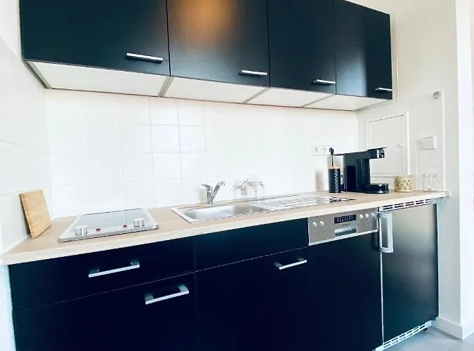 Gemuetliches - Elias- Mit Kueche, Wlan, Smart-tv & Panoramablick In Citynaehe Appartamento