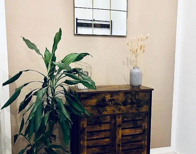 Appartement Gemuetliches - Elias- Mit Kueche, Wlan, Smart-tv & Panoramablick In Citynaehe Erfurt