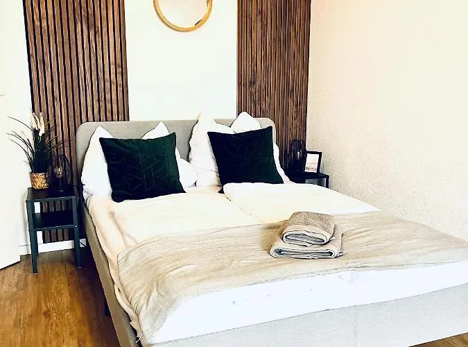 Appartement Gemuetliches - Elias- Mit Kueche, Wlan, Smart-tv & Panoramablick In Citynaehe